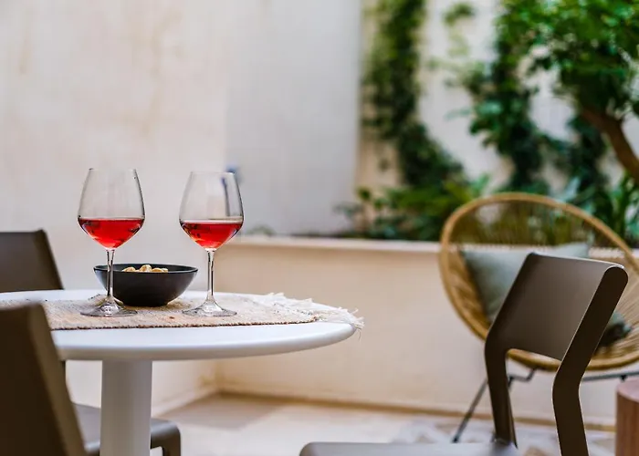 Helloapulia Charming Palazzo Clemente - Self-catering With Aircondition *