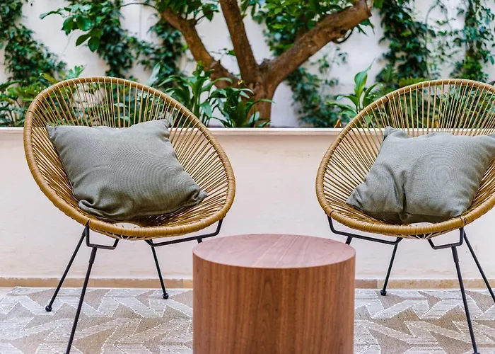 Helloapulia Charming Palazzo Clemente - Self-catering With Aircondition *