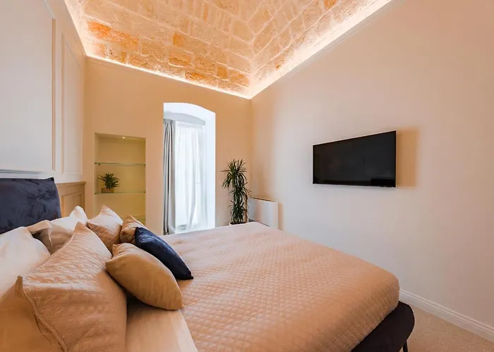 Apartment Helloapulia Charming Palazzo Clemente - Self-catering With Aircondition