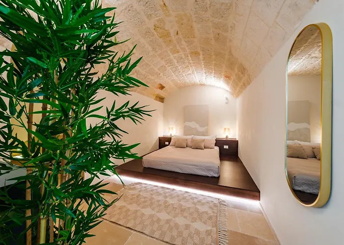 Helloapulia Charming Palazzo Clemente - Self-catering With Aircondition Apartment