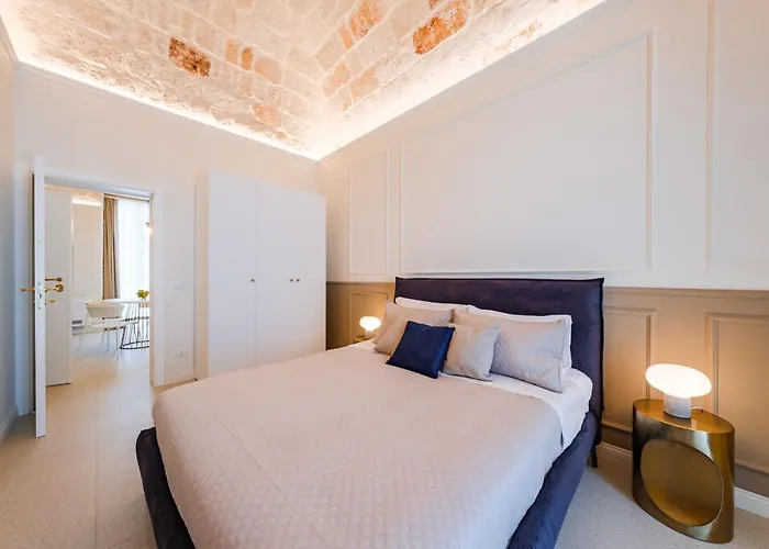 Helloapulia Charming Palazzo Clemente - Self-catering With Aircondition