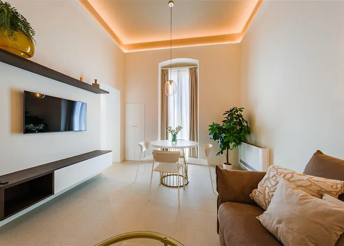 Apartment Helloapulia Charming Palazzo Clemente - Self-catering With Aircondition