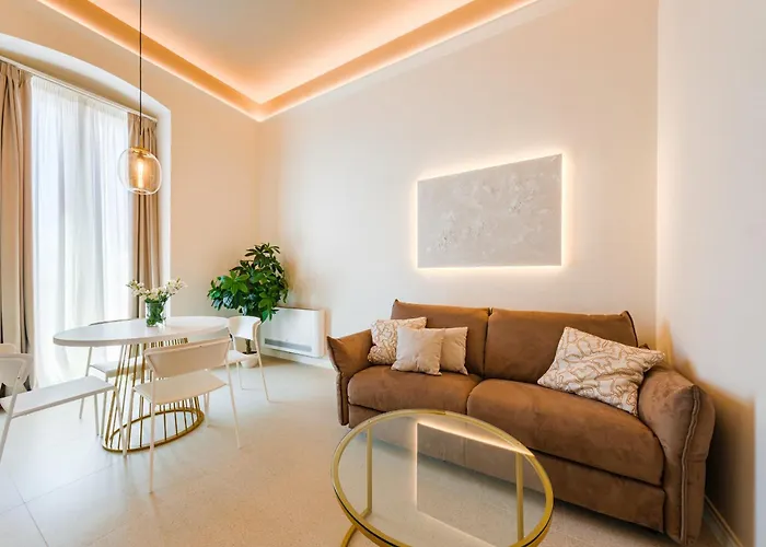 Apartment Helloapulia Charming Palazzo Clemente - Self-catering With Aircondition