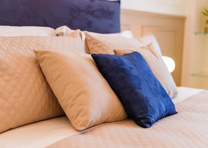 Helloapulia Charming Palazzo Clemente - Self-catering With Aircondition Apartment