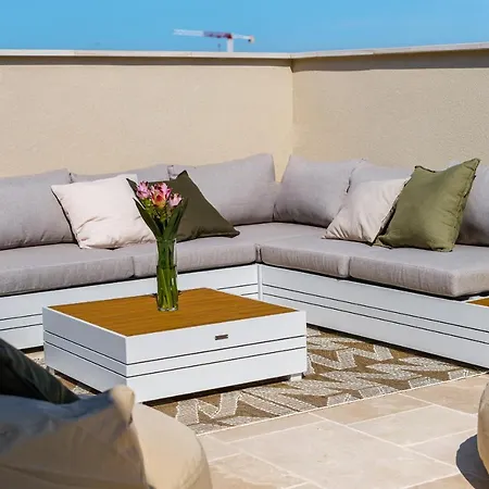 Helloapulia Charming Palazzo Clemente - Self-catering With Aircondition