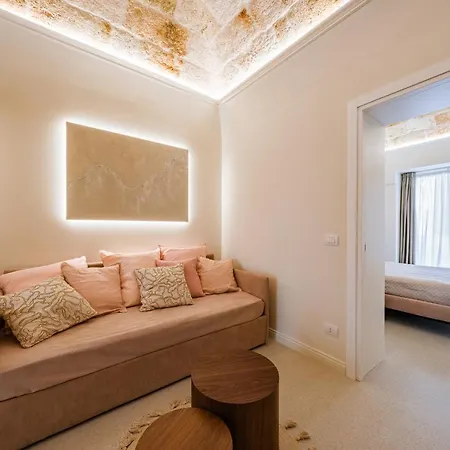 Helloapulia Charming Palazzo Clemente - Self-catering With Aircondition דירה מונופולי