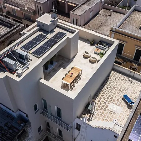 Helloapulia Charming Palazzo Clemente - Self-catering With Aircondition * מונופולי