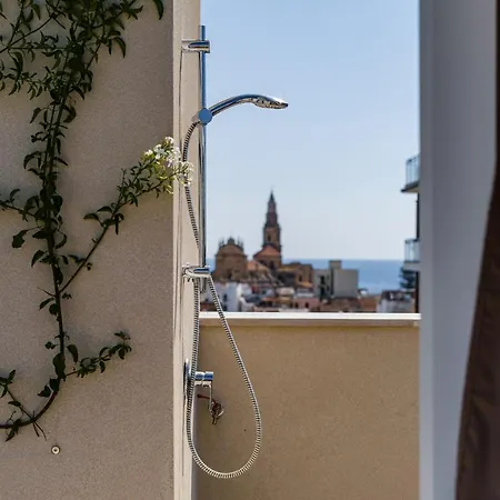 Helloapulia Charming Palazzo Clemente - Self-catering With Aircondition Apartment
