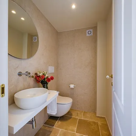 Helloapulia Charming Palazzo Clemente - Self-catering With Aircondition