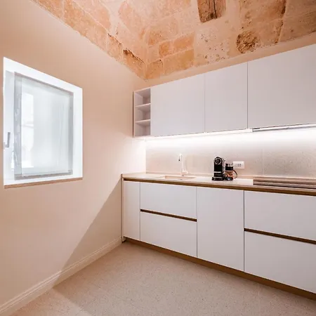 Helloapulia Charming Palazzo Clemente - Self-catering With Aircondition Apartment *