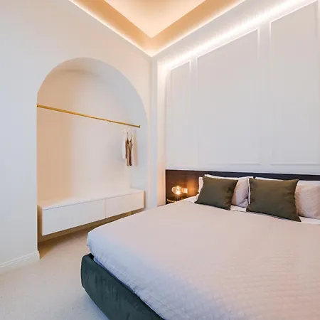 Apartament Helloapulia Charming Palazzo Clemente - Self-catering With Aircondition