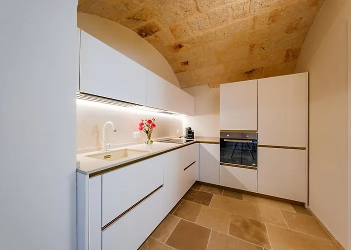 Helloapulia Charming Palazzo Clemente - Self-catering With Aircondition